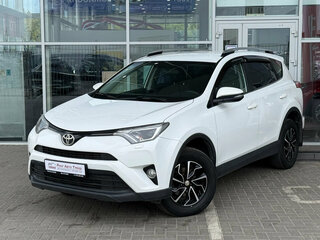 2018 Toyota RAV4 IV (XA40) Рестайлинг, белый, 1619000 рублей, вид 1