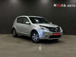 2013 Renault Sandero I, серебристый, 590000 рублей, вид 3