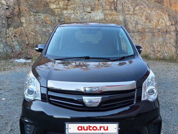 2013 Toyota Noah II (R70), чёрный - вид 1