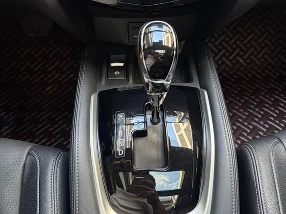 2023 Nissan X-Trail III Рестайлинг, чёрный - вид 18
