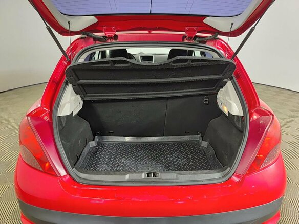 2007 Peugeot 207 I, красный - вид 9