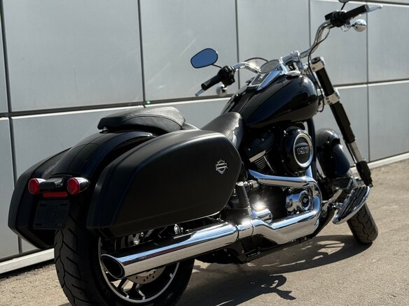 2018 Harley-Davidson Sport Glide, чёрный, 1400000 рублей - вид 8