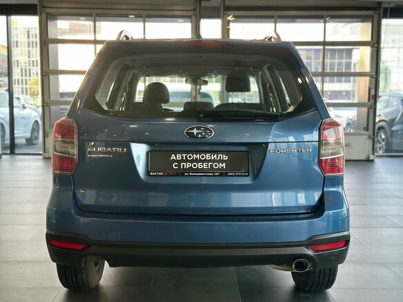 2014 Subaru Forester IV, синий, 1316000 рублей - вид 4