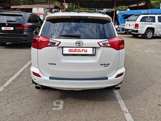 2015 Toyota RAV4 IV (XA40), белый, 1980000 рублей, вид 3