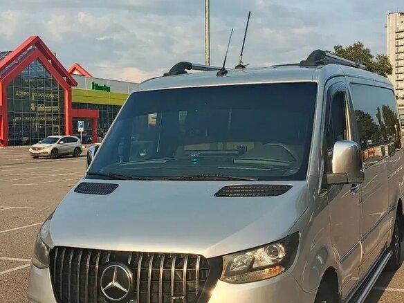 2018 Mercedes-Benz Sprinter, серебристый, 4050000 рублей - вид 1