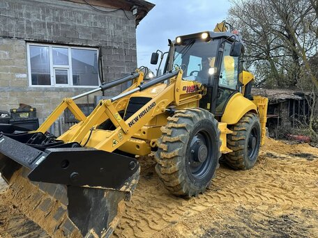 2005 New Holland B115B, жёлтый, 3150000 рублей, вид 4