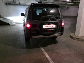 2015 Mitsubishi Pajero IV Рестайлинг 2, серый, 3990000 рублей, вид 1