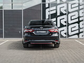 2021 Toyota Camry VIII (XV70) Рестайлинг, чёрный, 3070000 рублей, вид 4