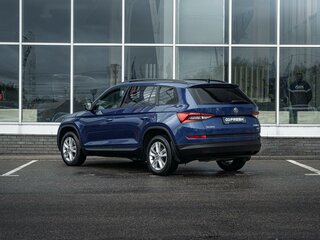 2018 Skoda Kodiaq I, синий, 1689000 рублей, вид 2