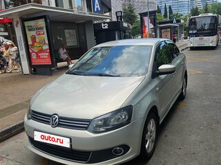 2013 Volkswagen Polo V, серебристый, 795000 рублей, вид 2