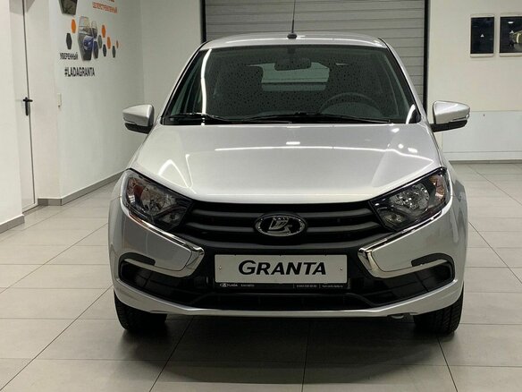 2026 Lada (ВАЗ) Granta I Рестайлинг, серебристый, 1155000 рублей - вид 1