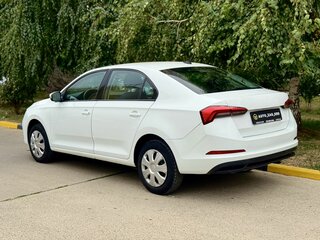 2021 Skoda Rapid II, белый, 990000 рублей, вид 4