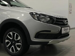2026 Lada (ВАЗ) Granta Cross I Рестайлинг, серебристый, 1211000 рублей, вид 5