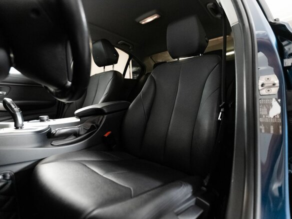 2017 BMW 3 серии 318i VI (F3x) Рестайлинг, синий, 2099000 рублей - вид 8