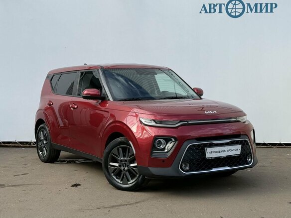 2022 Kia Soul III Рестайлинг, красный, 2050000 рублей - вид 2