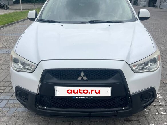 2010 Mitsubishi ASX I, белый, 755000 рублей - вид 1