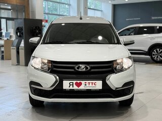 2026 Lada (ВАЗ) Largus I Рестайлинг, белый, 1642000 рублей, вид 2
