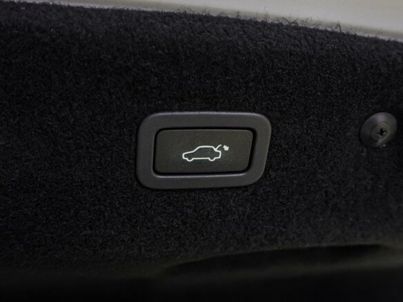 2016 Jaguar XF II, белый, 1749000 рублей - вид 22