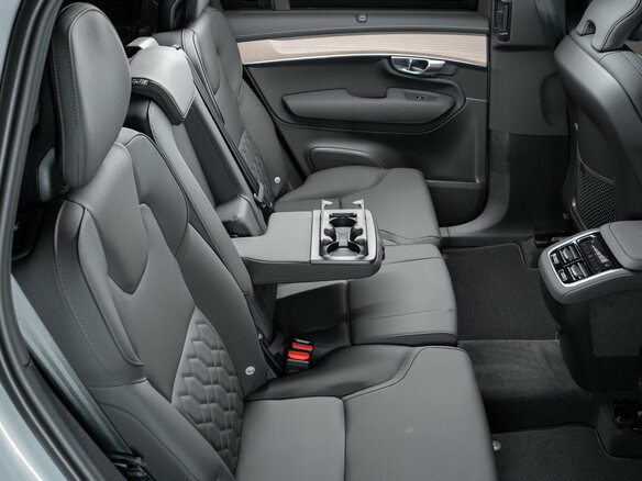 2026 Volvo XC90 B5 II Рестайлинг 2, серый, 10600000 рублей - вид 24