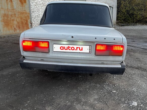 2004 Lada (ВАЗ) 2107, белый - вид 3