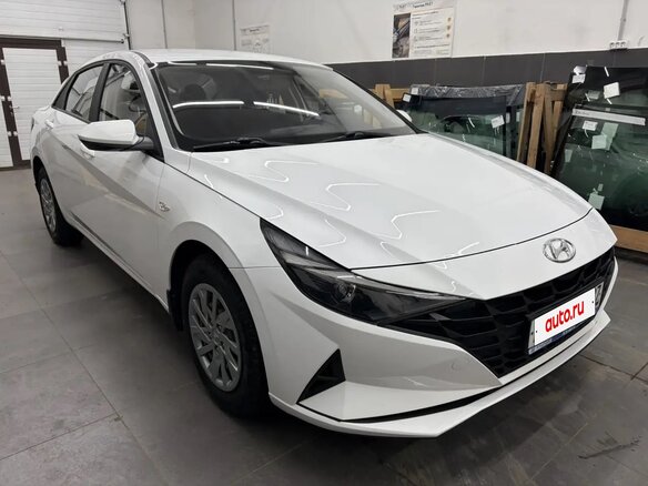 2022 Hyundai Elantra VII (CN7), белый, 1900000 рублей - вид 2