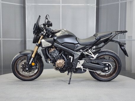 2025 Honda CB 650R, чёрный, 1177000 рублей, вид 5