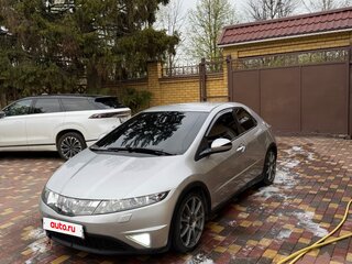 2008 Honda Civic VIII Рестайлинг, серебристый, 669000 рублей, вид 1