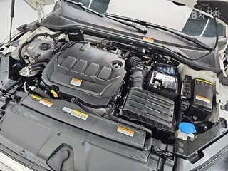 2022 Volkswagen Arteon I Рестайлинг, белый, 2550500 рублей, вид 4