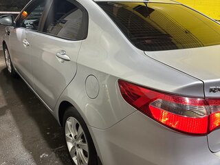 2012 Kia Rio 4-speed III, серебристый, 860000 рублей, вид 5