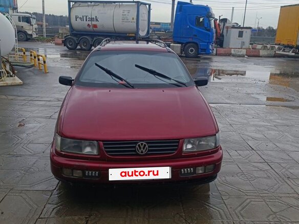 1994 Volkswagen Passat B4, красный, 200000 рублей