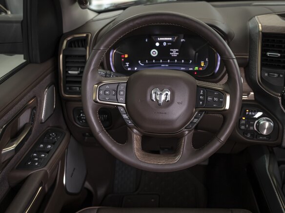 2026 Ram 1500 Crew Cab V Рестайлинг, синий, 9590000 рублей - вид 30
