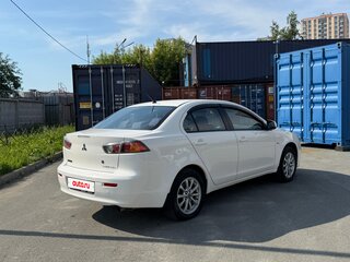 2014 Mitsubishi Lancer X Рестайлинг, белый, 799000 рублей, вид 4
