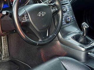2011 Hyundai Genesis Coupe I, чёрный, 950000 рублей, вид 4