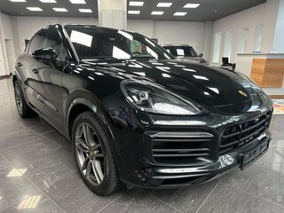 2023 Porsche Cayenne Coupé III, чёрный, 12900000 рублей, вид 2