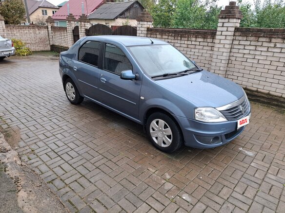 2010 Renault Logan I Рестайлинг, синий, 385000 рублей - вид 2
