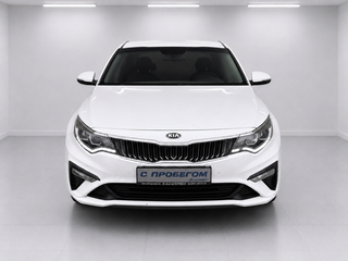 2019 Kia Optima IV Рестайлинг, белый, 1445000 рублей, вид 2