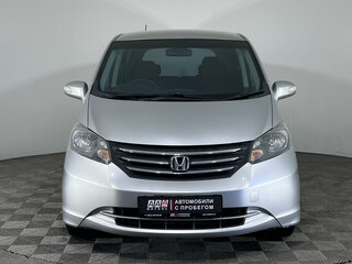 2011 Honda Freed I, серебристый, 935000 рублей, вид 2