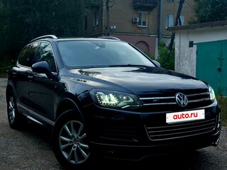 2014 Volkswagen Touareg II, чёрный, 2700000 рублей, вид 3