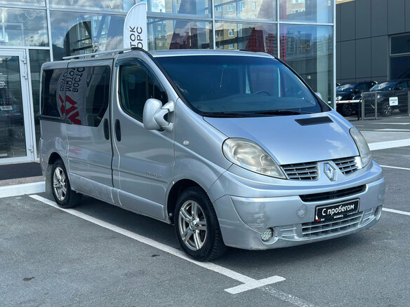 2011 Renault Trafic II Рестайлинг, серый, 885000 рублей - вид 2