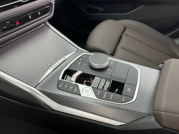 2024 BMW 3 серии Long 325Li VII (G2x) Рестайлинг 2, чёрный, 5480000 рублей - вид 15