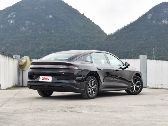 2026 Changan Qiyuan A06 28.39 kWh, чёрный, 2797900 рублей - вид 4