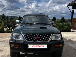 2004 Mitsubishi L200 III, зелёный, 900000 рублей, вид 2