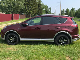 2017 Toyota RAV4 IV (XA40) Рестайлинг, пурпурный, 2800000 рублей, вид 2
