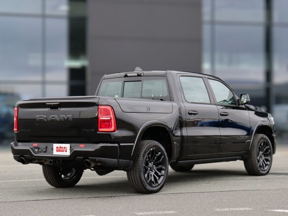 2026 Ram 1500 Crew Cab V Рестайлинг, чёрный, 11290000 рублей - вид 1