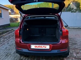 2013 Volkswagen Tiguan I Рестайлинг, красный, 1600000 рублей, вид 3