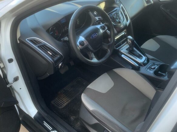 2012 Ford Focus III, белый - вид 6
