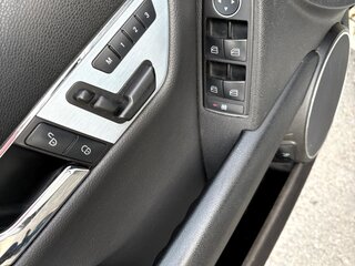2011 Mercedes-Benz C-Класс 300 III (W204), белый, 1180000 рублей, вид 4
