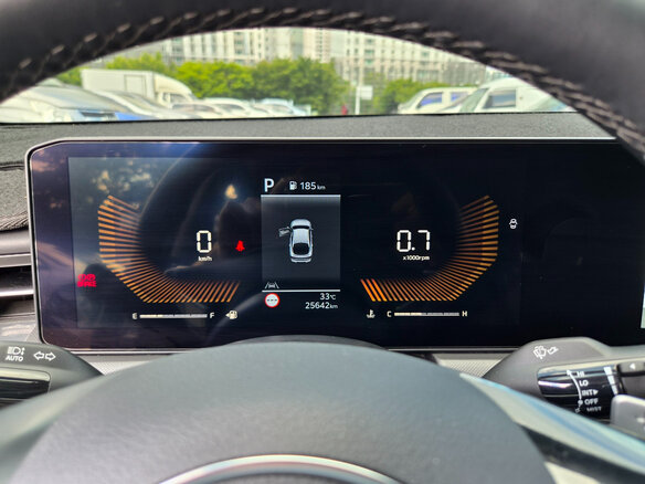 2023 Kia K5 LPi III Рестайлинг, серый - вид 8