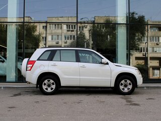 2010 Suzuki Grand Vitara II Рестайлинг, белый, 1287000 рублей, вид 4