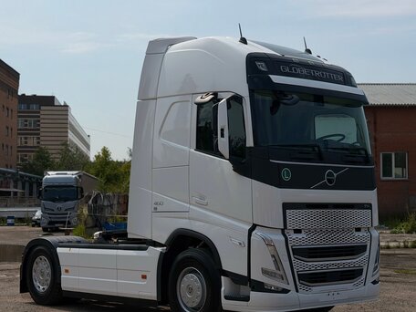 2026 Volvo FH, белый, 24500000 рублей, вид 3